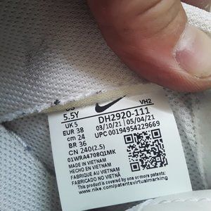 Nike Air Force 1